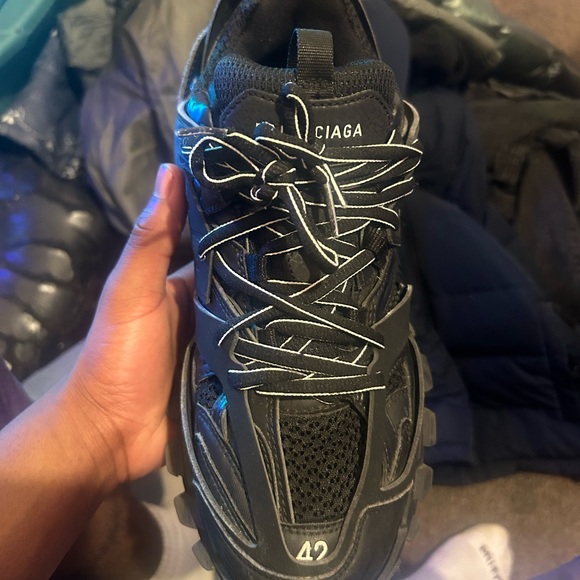 Balenciaga runners and tracks $400 ! 📲🔥🔥 - Picture 4 of 6
